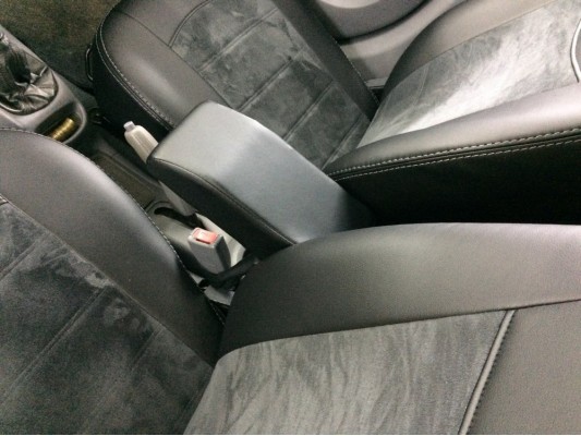 Авточехлы на Hyundai Accent Авточехлы на Hyundai Accent